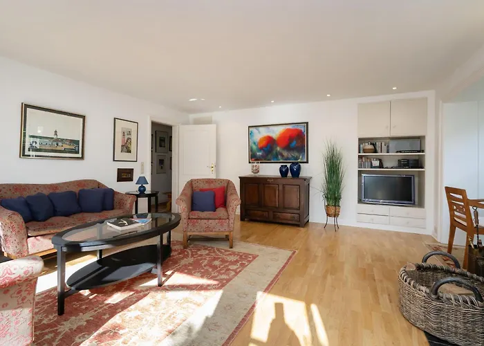 度假居 Haus Hideaway *